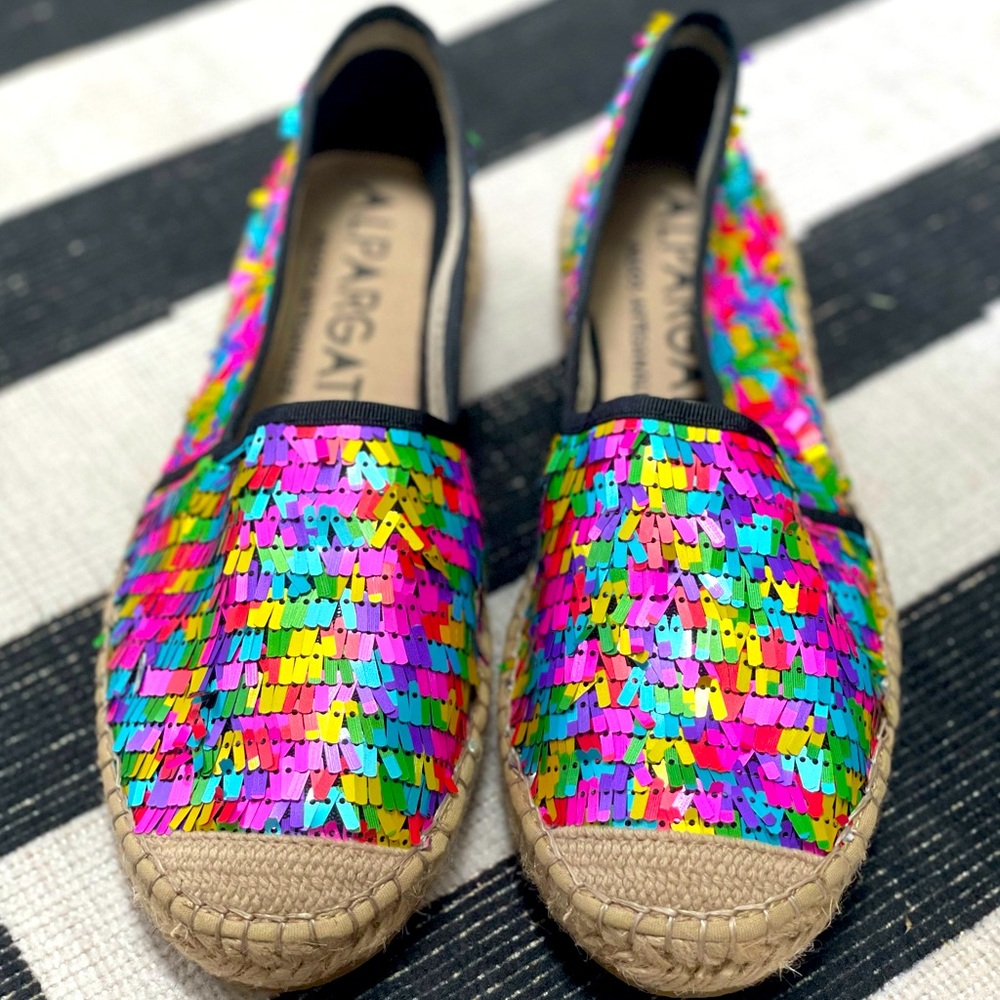 🎉 Brand New Alpargatus Piñata Sequined Rainbow Espadrilles 🎉